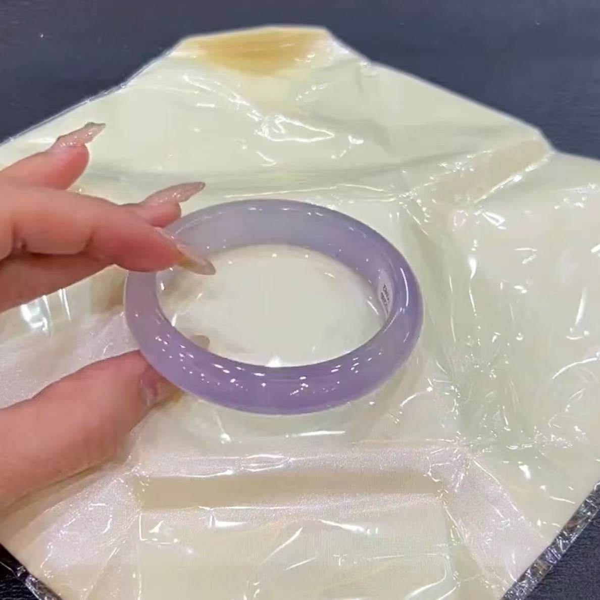 冰种紫罗兰正圈翡翠手镯